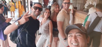 Wayan with friends 2